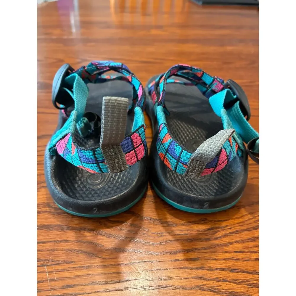 Chaco good used